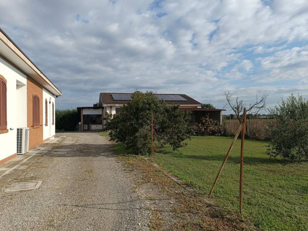 Villa a Piacenza in Via Luigi Einaudi, 28 - Foto 5