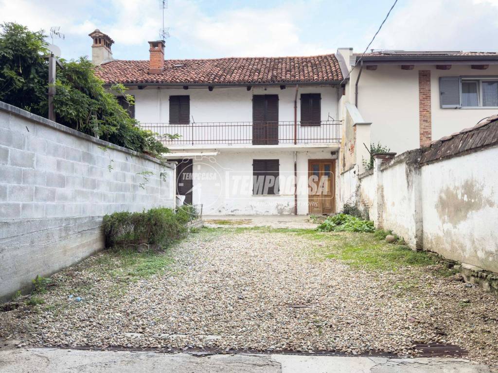 Casa indipendente a Carignano in Via Ressia 13/B - Foto 2
