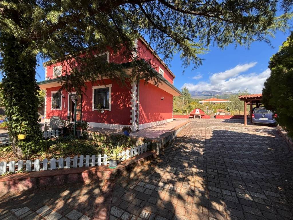 Villa a Nicolosi in Via Agrigento, 10 - Foto 3