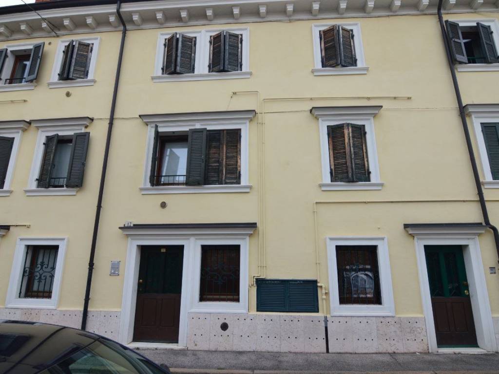 Appartamento a Verona in Vicolo Broglio - Foto 2