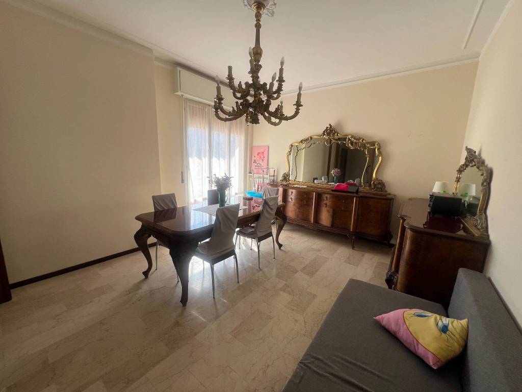Appartamento a Parma in Via Emilia Est, 86 - Foto 3