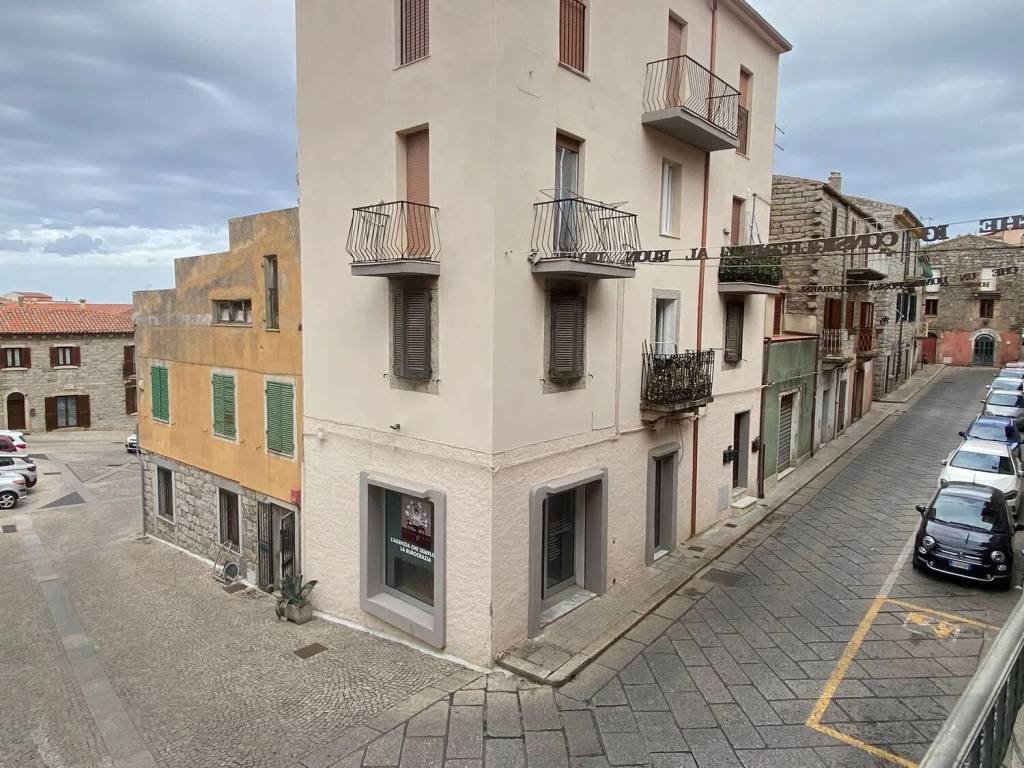 Appartamento a Tempio pausania in Via Mannu, 12 - Foto 2