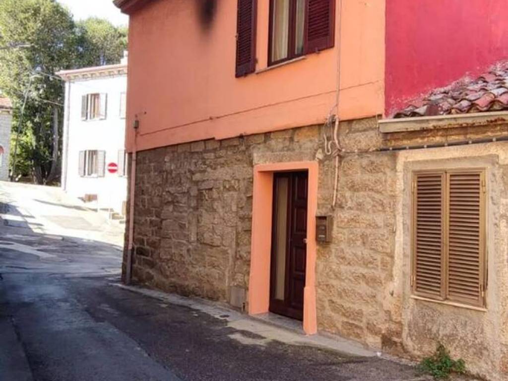 Villa a Tempio pausania in Via Marsala, 7 - Foto 2