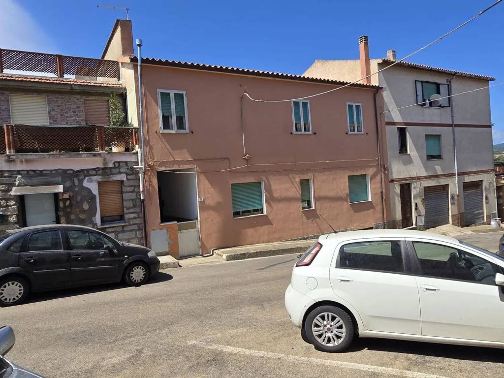 Appartamento a Tempio pausania in Via Trieste, 23 - Foto 2