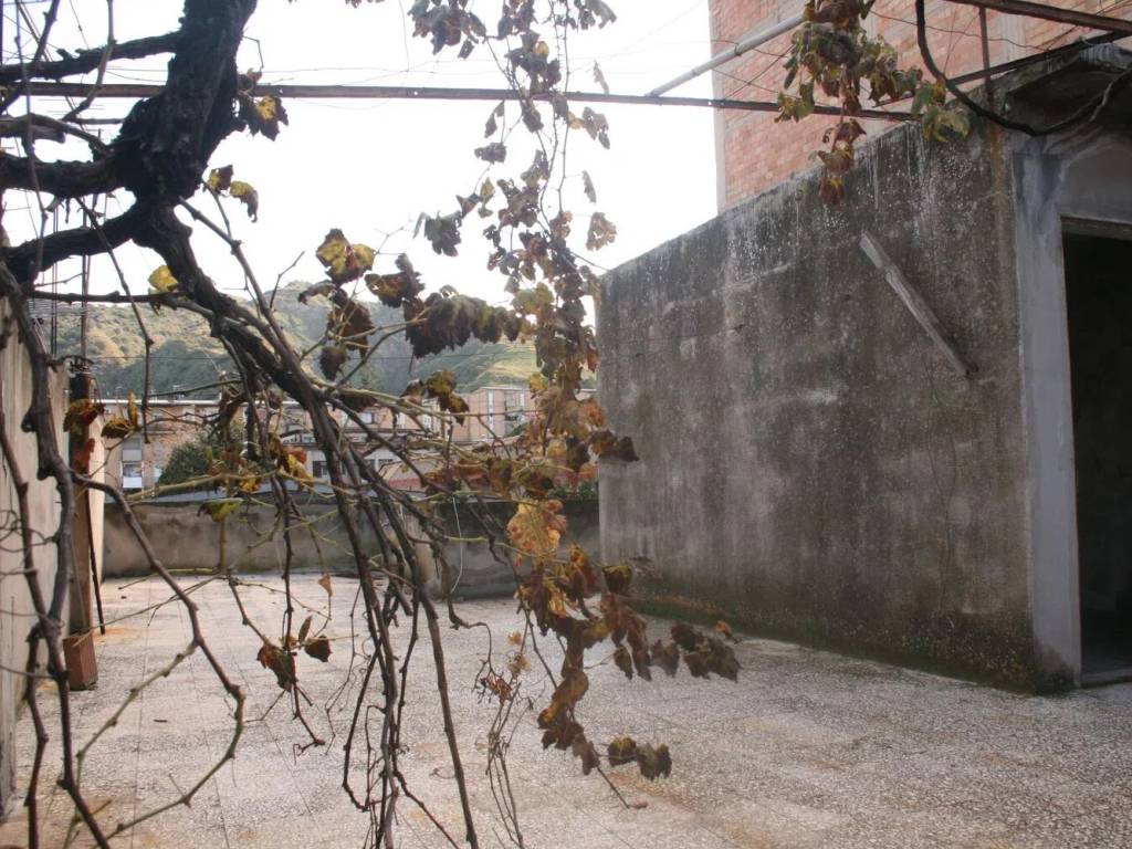 Palazzo / stabile a Reggio calabria in Via Nazionale Archi - Foto 2