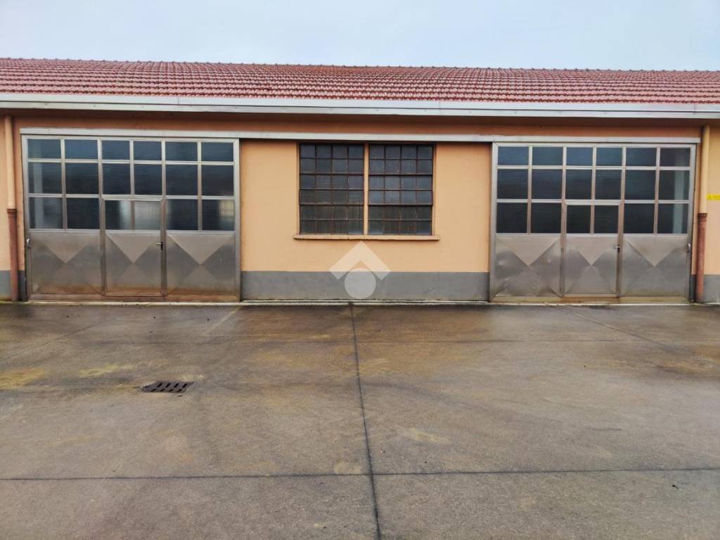 Immobile a Caronno pertusella in Via Ponchielli, 110 - Foto 2