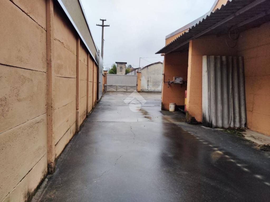 Immobile a Caronno pertusella in Via Ponchielli, 110 - Foto 5