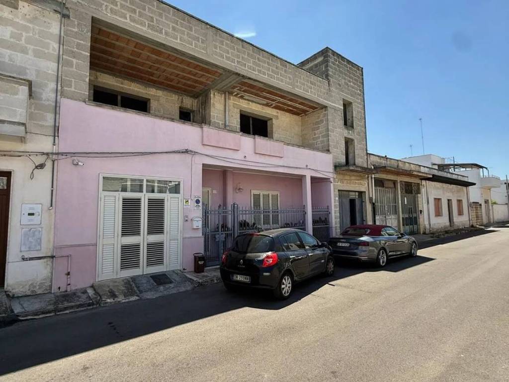 Appartamento a Salice salentino in Via Quinto Ennio, 13 - Foto 2