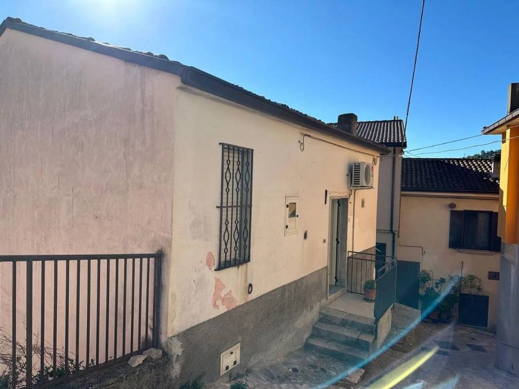 Villa a Caposele - Foto 2