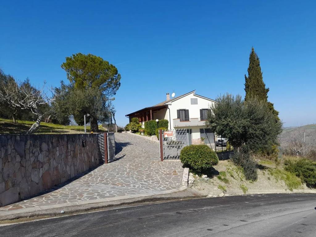 Villa a Gissi in Contrada Collespino, 1 - Foto 2