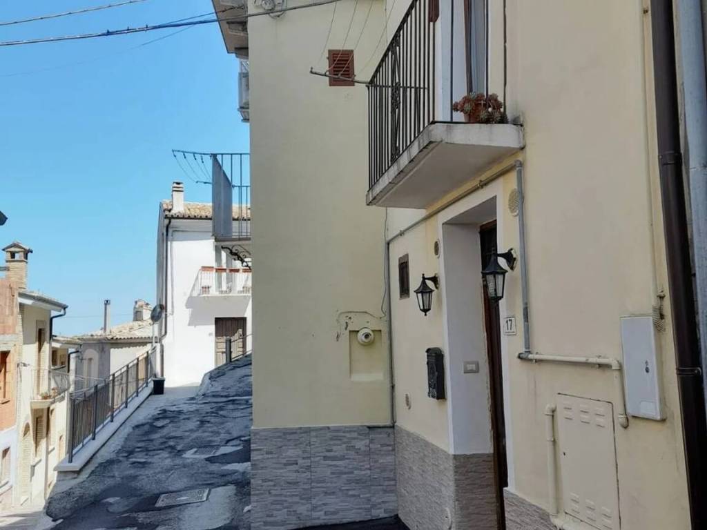 Villa a Gissi in Salita Castello, 17 - Foto 3
