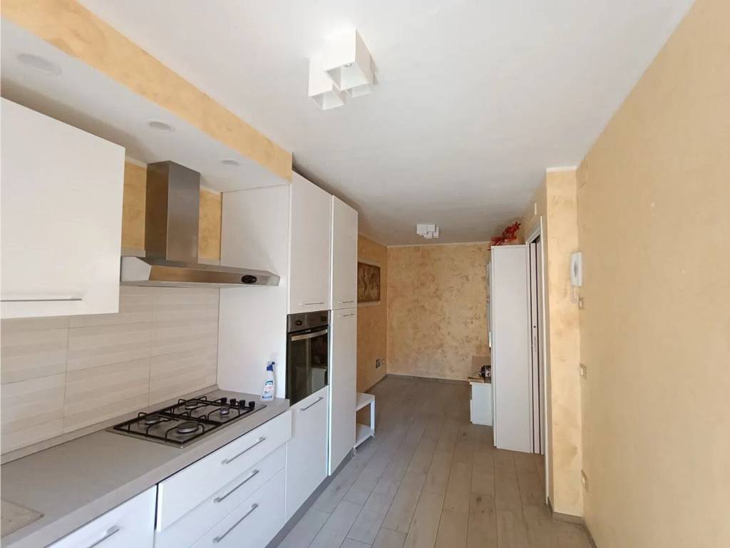 Villa a Popoli in Via Santa Maria, 12 - Foto 2