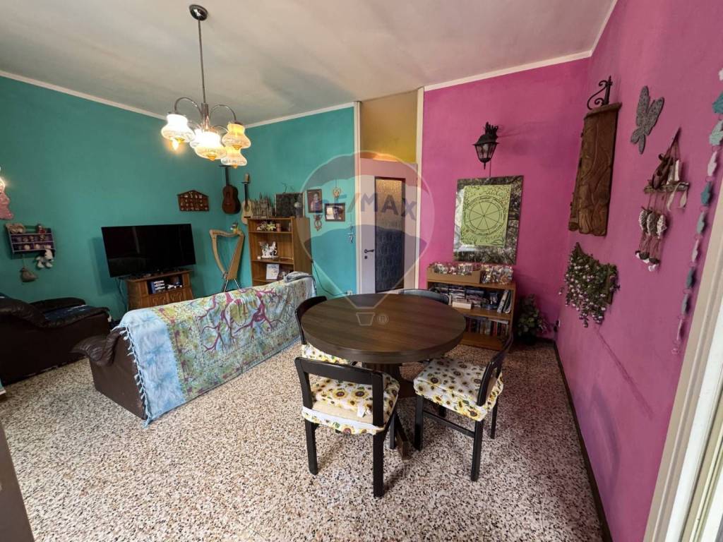 Appartamento a Verbania in Via Repubblica - Foto 2