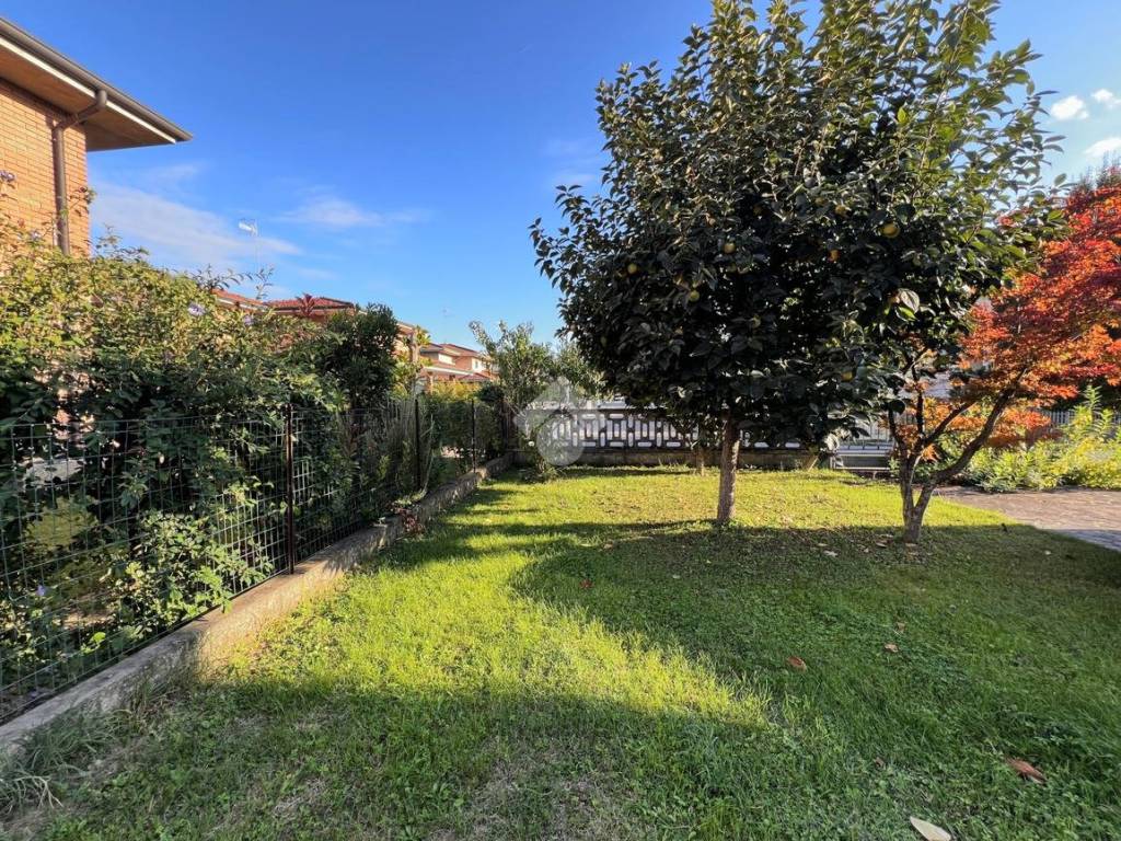Villa a Pegognaga in Via Camillo Benso Di Cavour, 24 - Foto 4