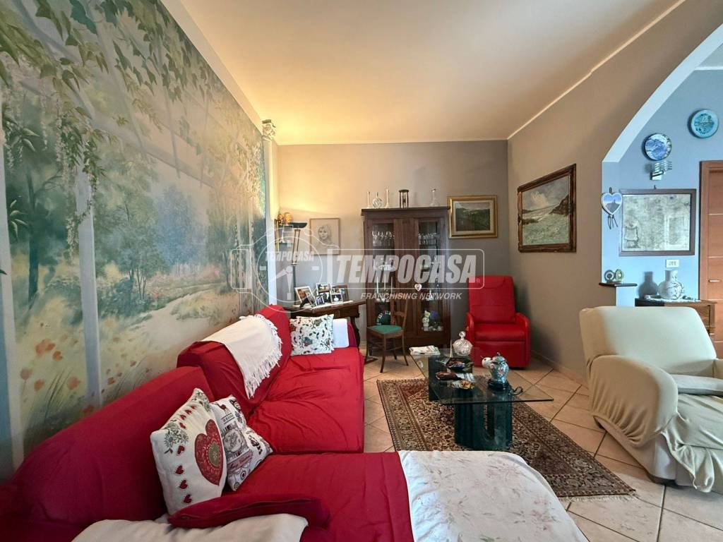 Appartamento a Asti in Via Giuseppe Ungaretti 32 - Foto 2