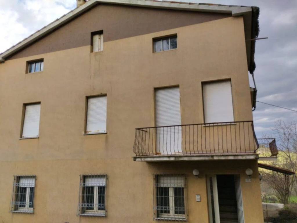 Villa a Treia in Contrada Valchiusa S.N.C. - Foto 3