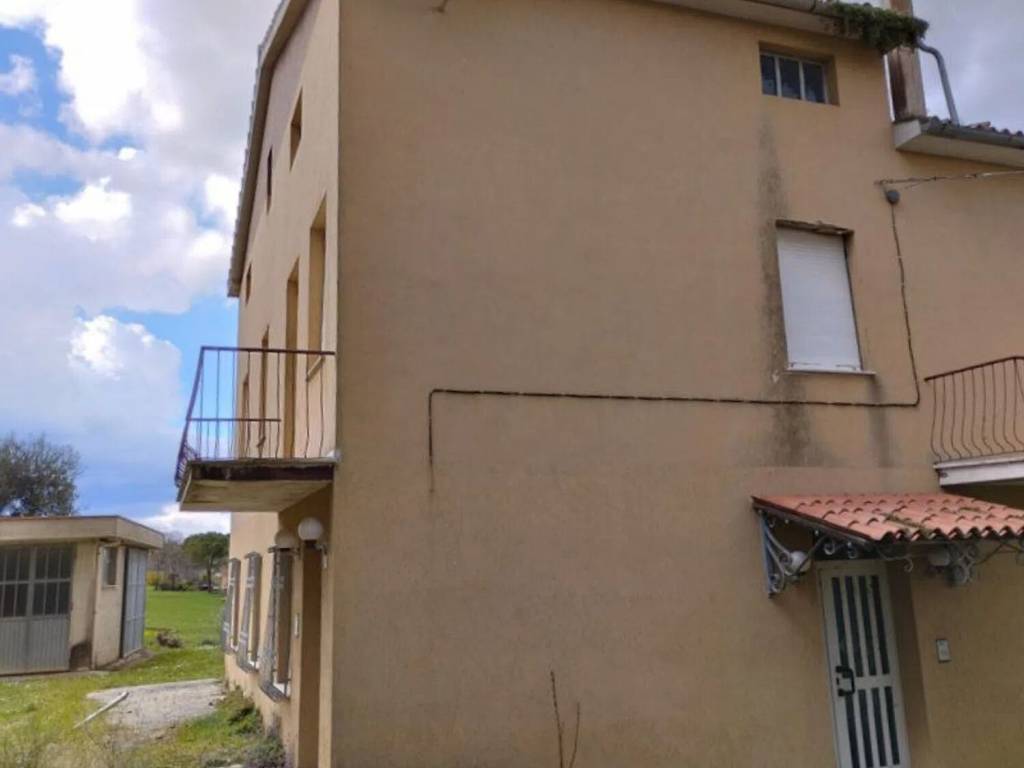 Villa a Treia in Contrada Valchiusa S.N.C. - Foto 4