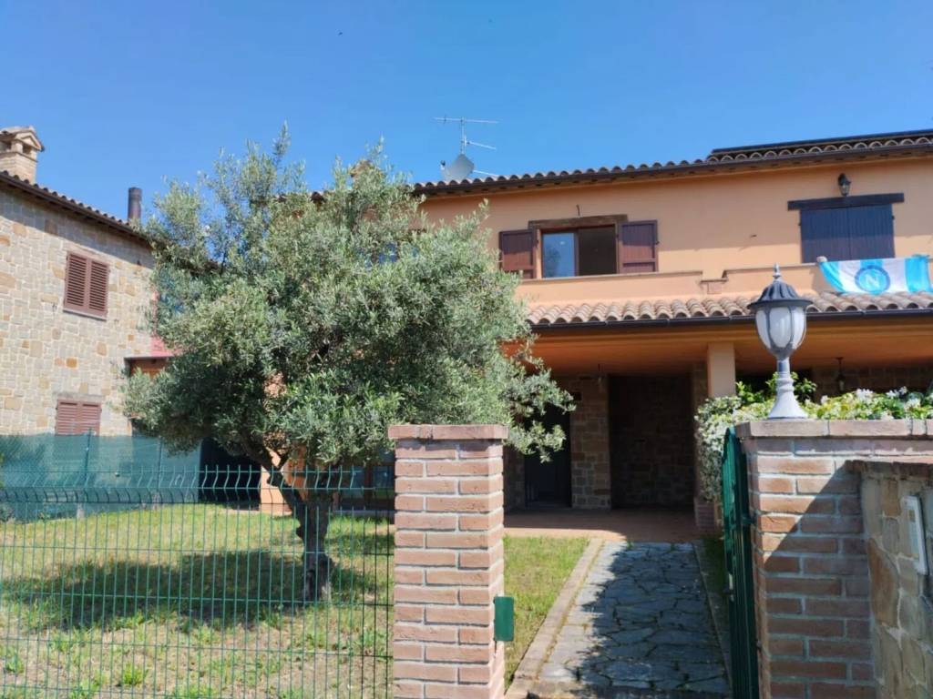 Villa a Tolentino in Contrada Massaccio, 13 - Foto 3