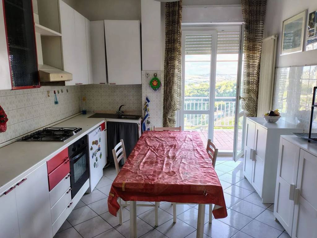 Appartamento a Montegranaro in Via Trinità No Number - Foto 5