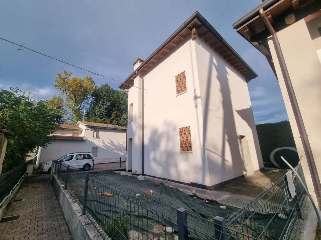 Villa a Rosà in Via Molino - Foto 3