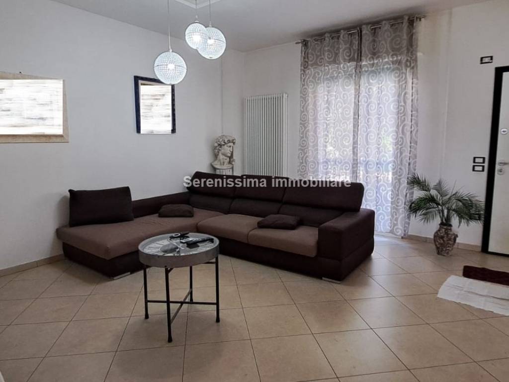 Appartamento a Vallefoglia in Via Michelangelo Buonarroti - Foto 2