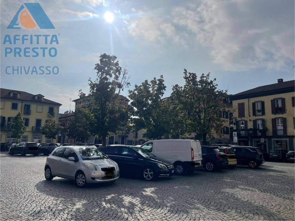 Immobile a Chivasso in piazza del popolo - Foto 3