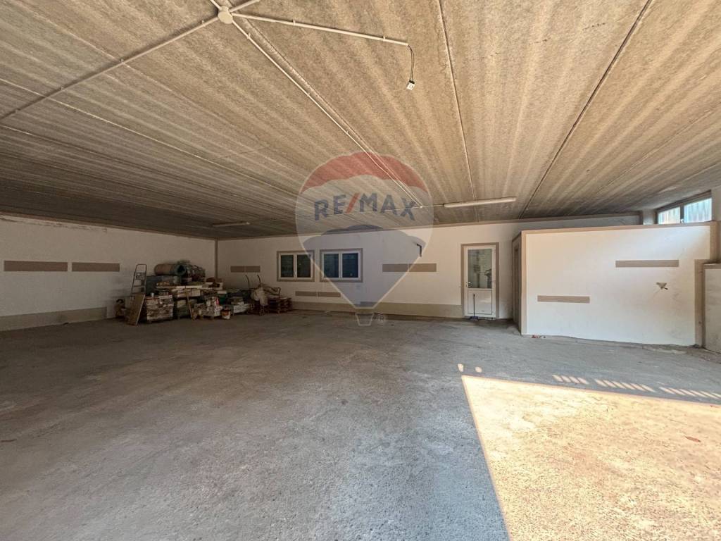 Immobile a Viggiù in via Santa Maria Bertilla Boscardin, 6 - Foto 5