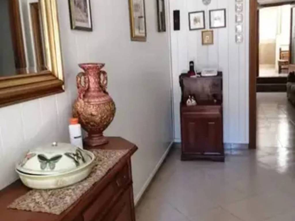 Casa indipendente a Fonni in Via Secchi - Foto 2