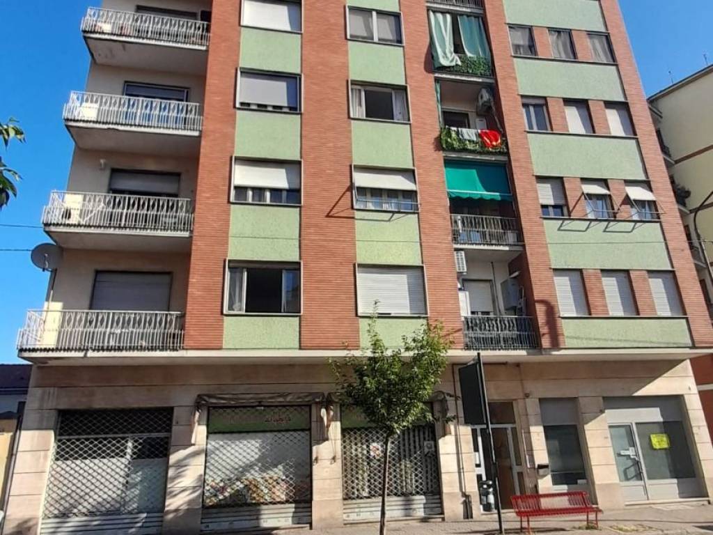 Appartamento a Asti in Corso Giacomo Matteotti, 57 - Foto 2