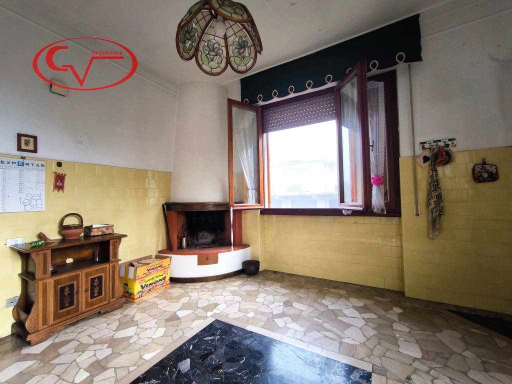 Villa a Castelfranco piandisco in Viale Guglielmo Marconi - Foto 3