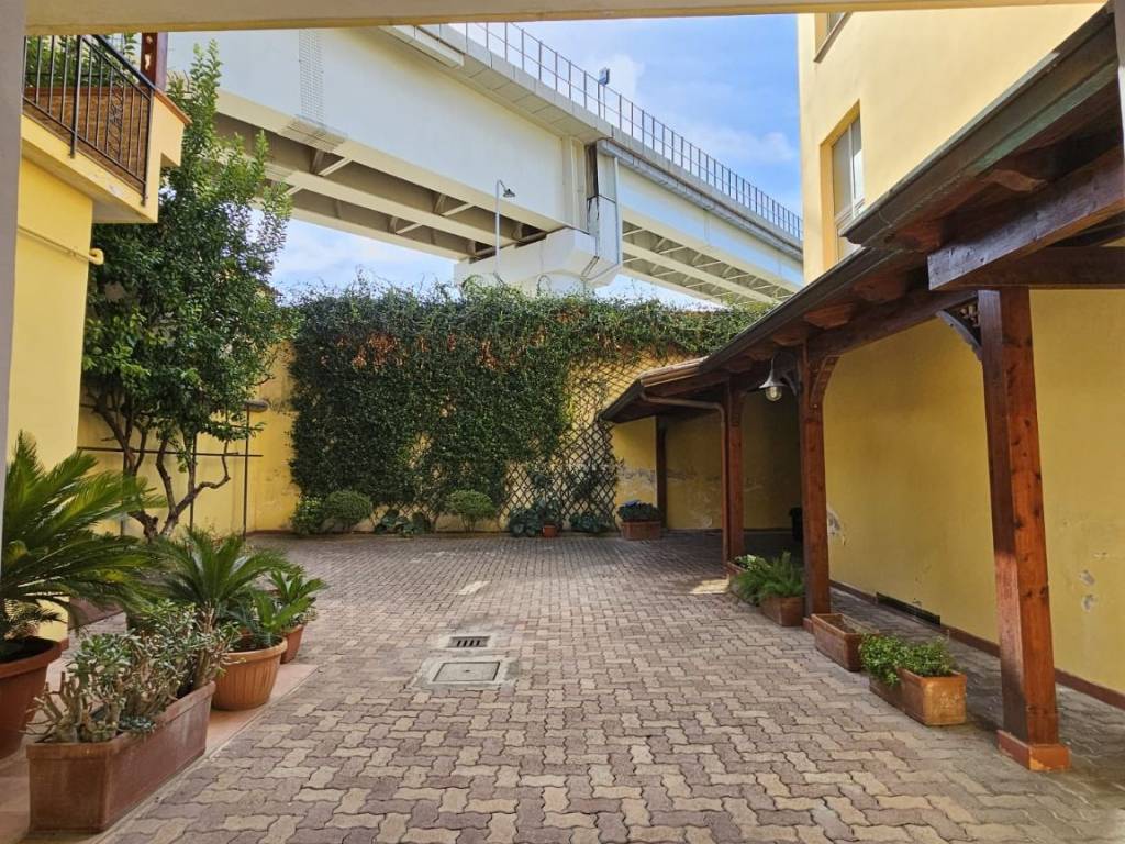 Palazzo / stabile a Frattamaggiore in Via 31 Maggio - Foto 3