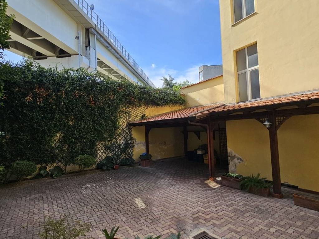 Palazzo / stabile a Frattamaggiore in Via 31 Maggio - Foto 5