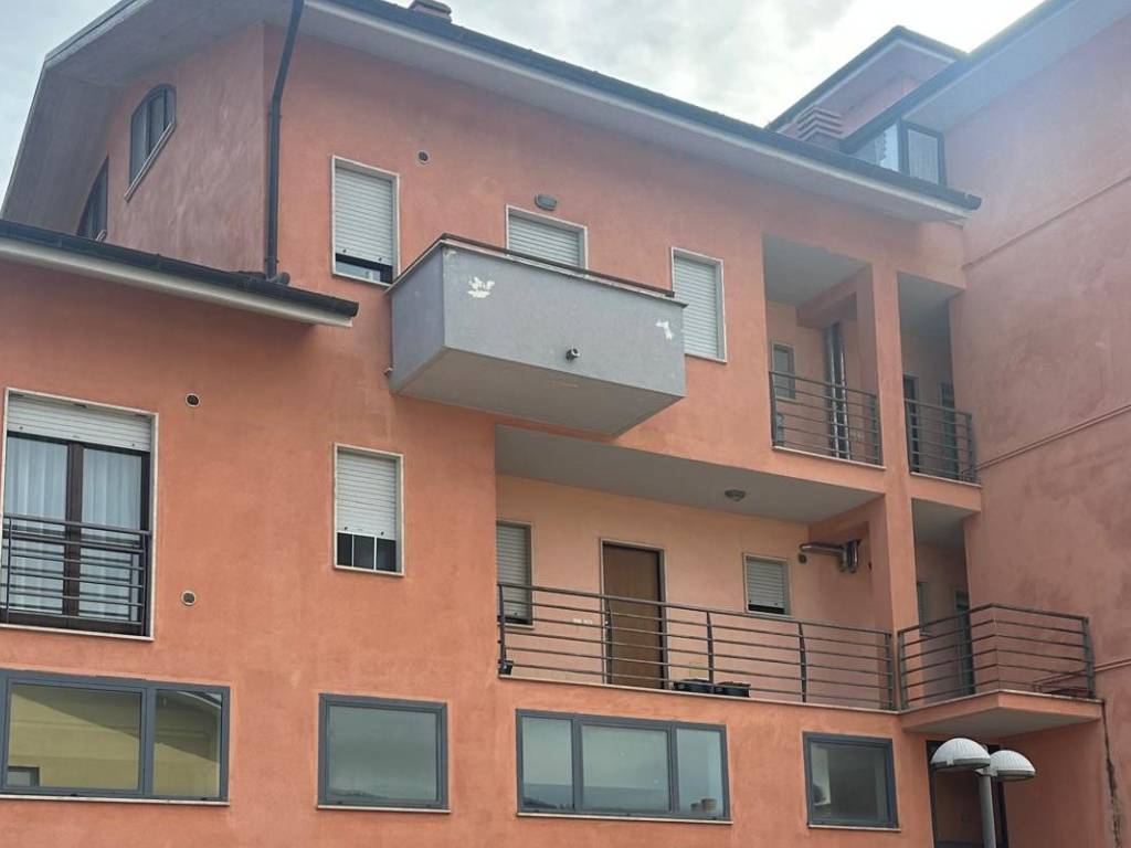 Appartamento a Avezzano in Via Luigi Einaudi - Foto 5