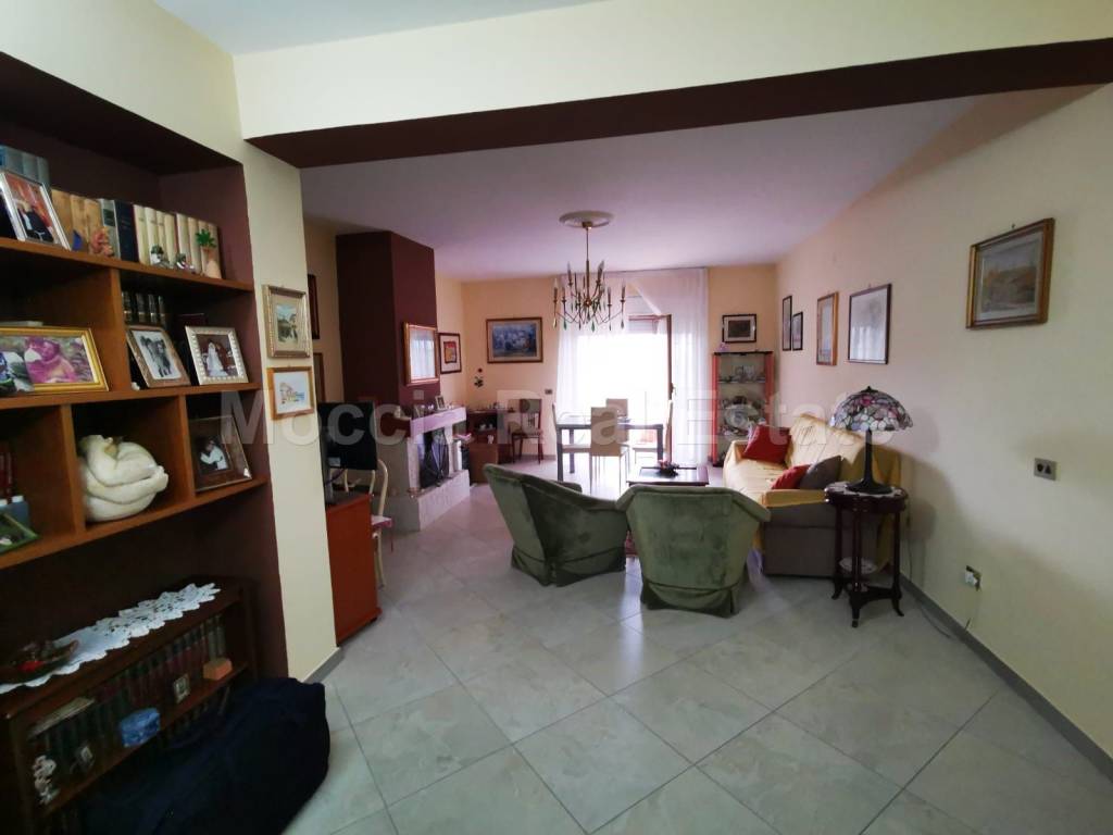Appartamento a Caserta in Viale Abramo Lincoln, 248 - Foto 2