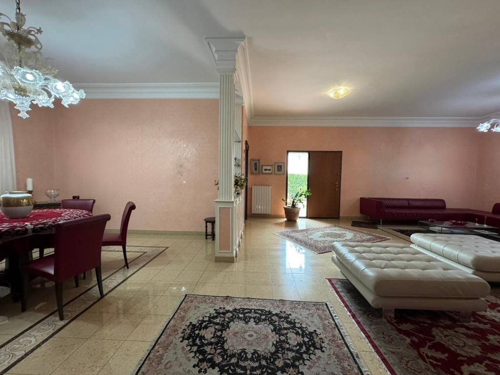 Villa a Lamezia terme in Via degli Oleandri, 1 - Foto 2