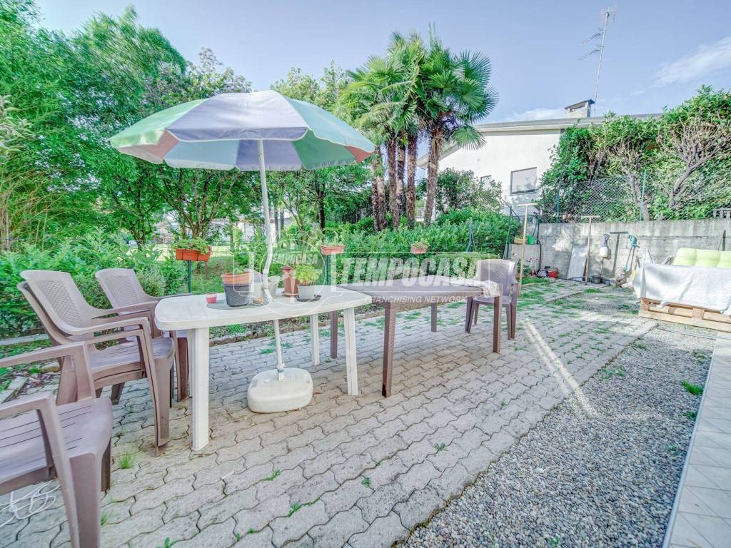 Appartamento a Castelletto sopra ticino in Via Cosio - Foto 3