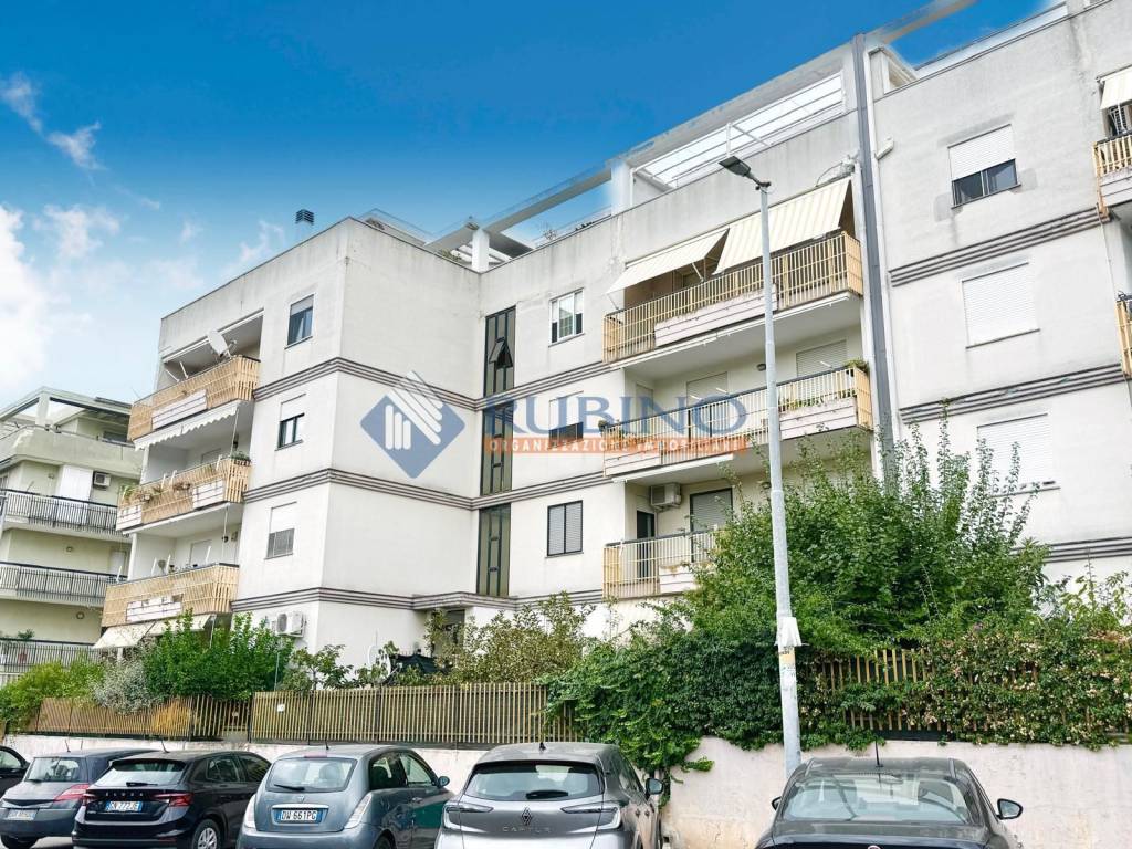 Appartamento a Trani in Via Monte d'Alba, 15 - Foto 2