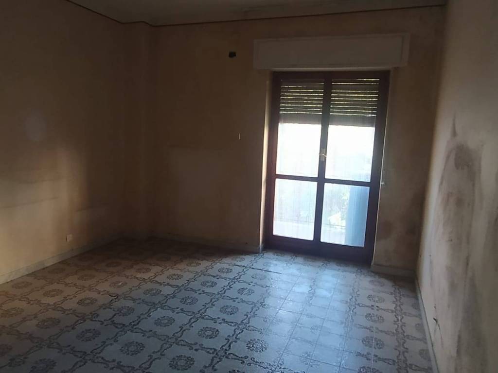 Appartamento a Gravina di catania in Via Fratelli Bandiera - Foto 2
