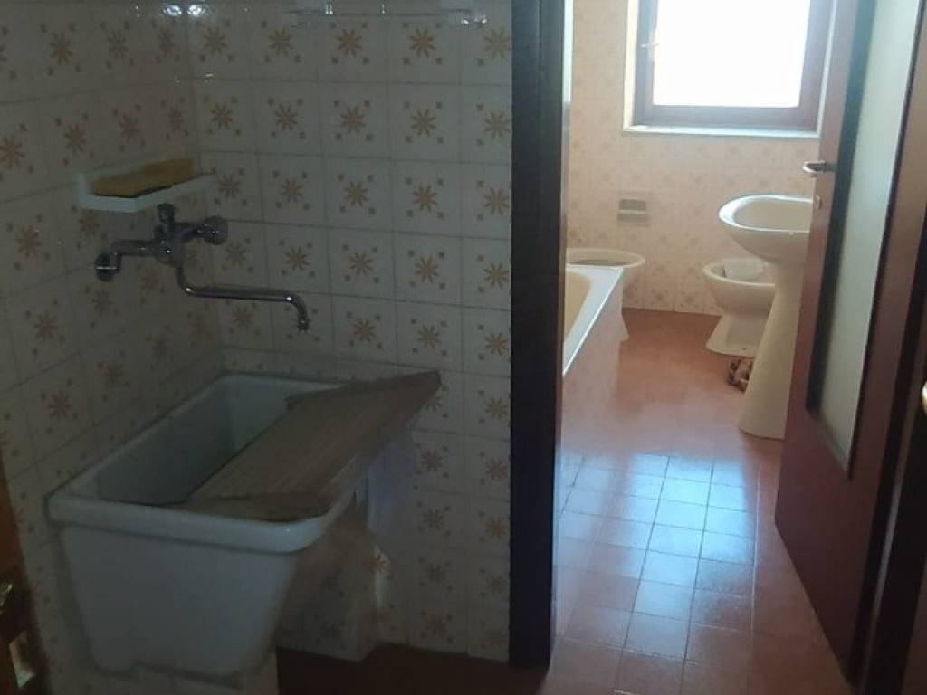 Appartamento a Gravina di catania in Via Fratelli Bandiera - Foto 5