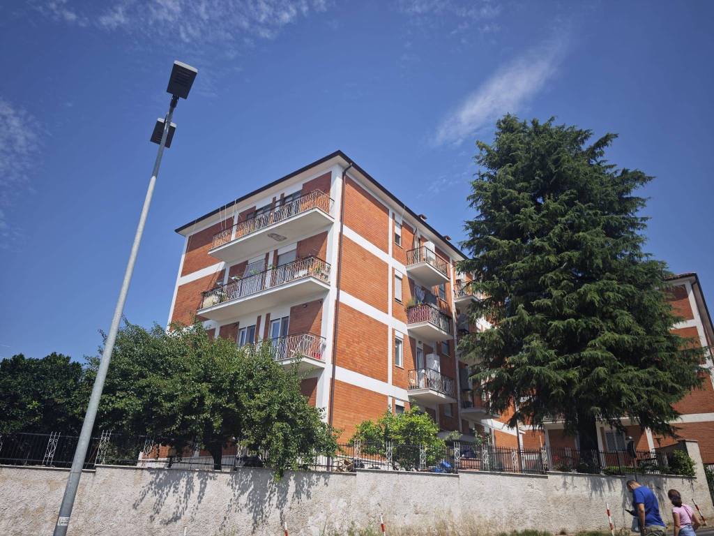 Appartamento a Lanuvio in Viale Antonio Gramsci - Foto 2