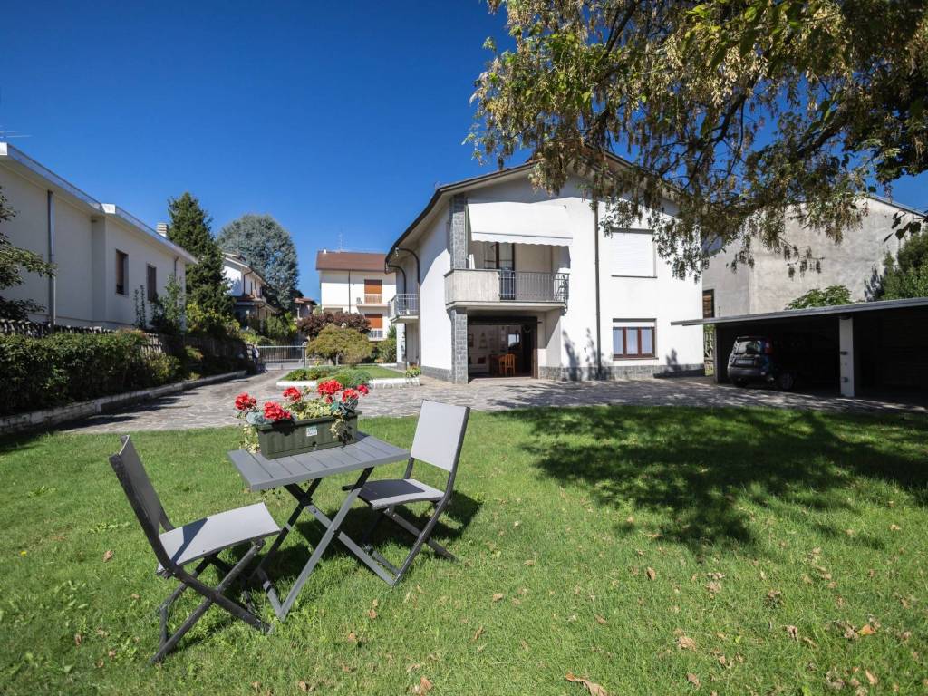 Villa a Uboldo in Via per Cerro, 5 - Foto 2