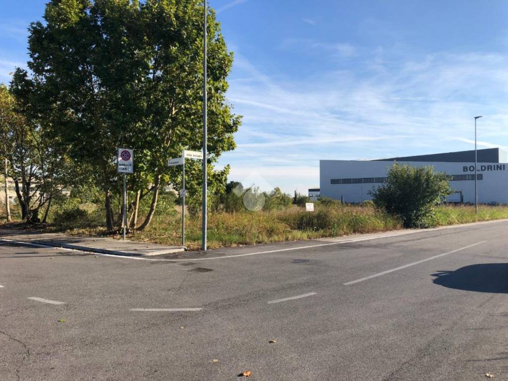 Terreno a Castiglione delle stiviere in Via della Battaglia - Foto 3