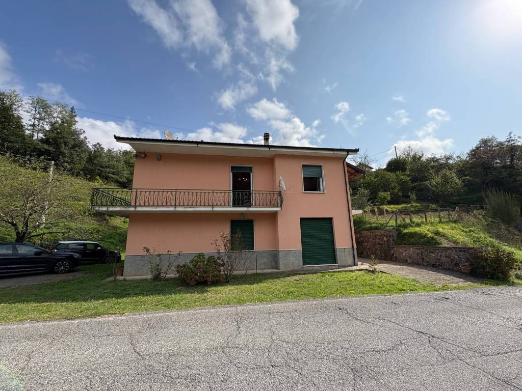 Villa a Varese ligure in VIA PROVINCIALE 78 - Foto 2