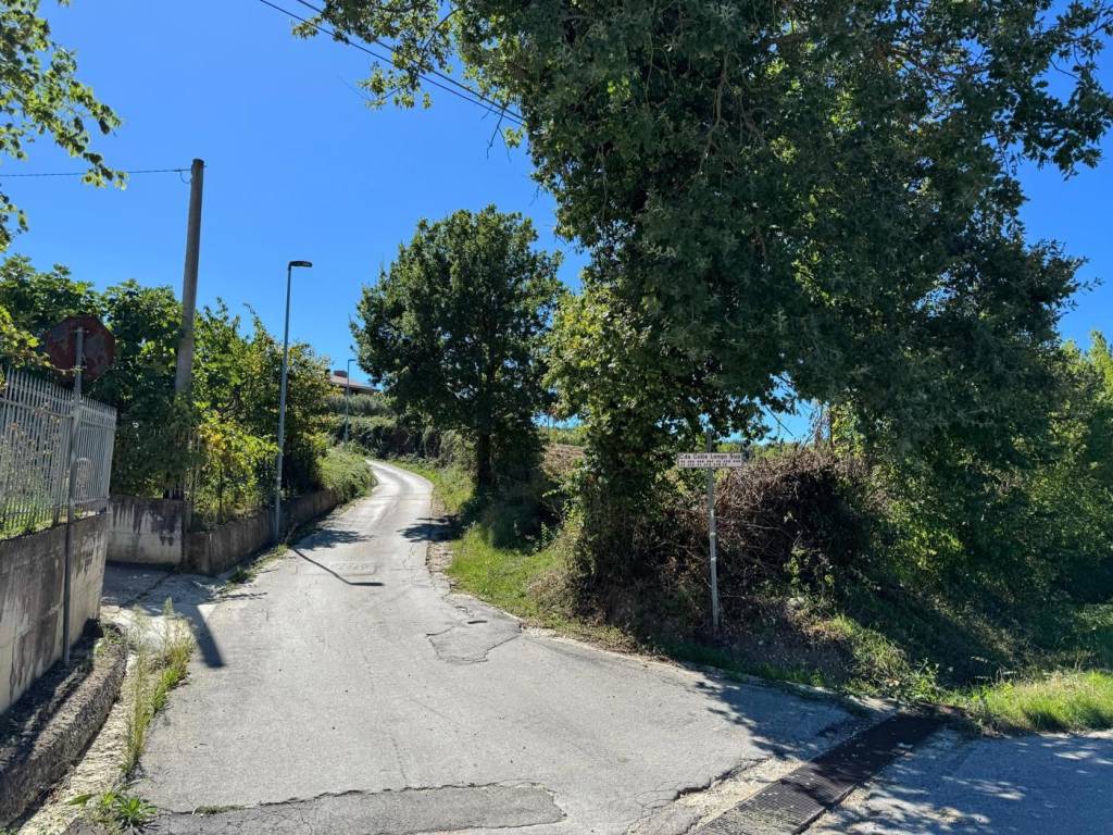 Terreno a Campobasso in c.da Colle Longo, snc - Foto 4