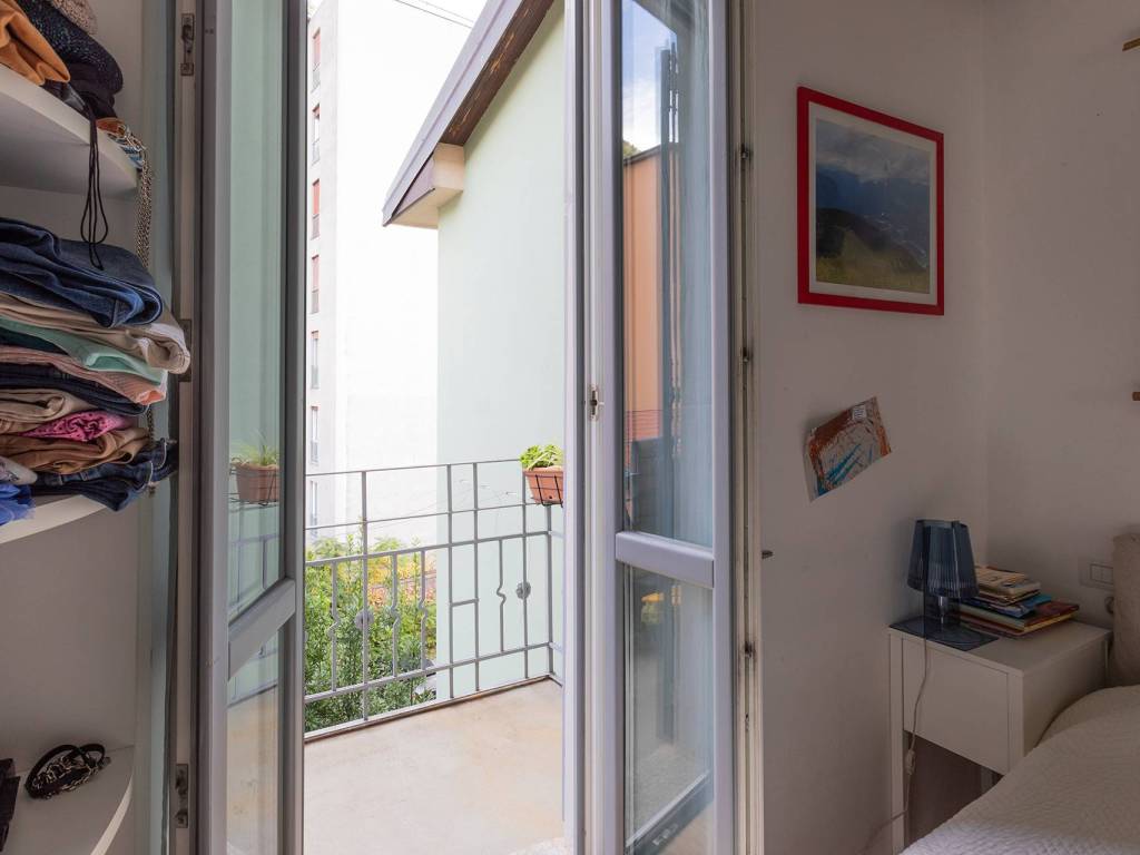 Appartamento a Como in Via Giuseppe Brambilla - Foto 4