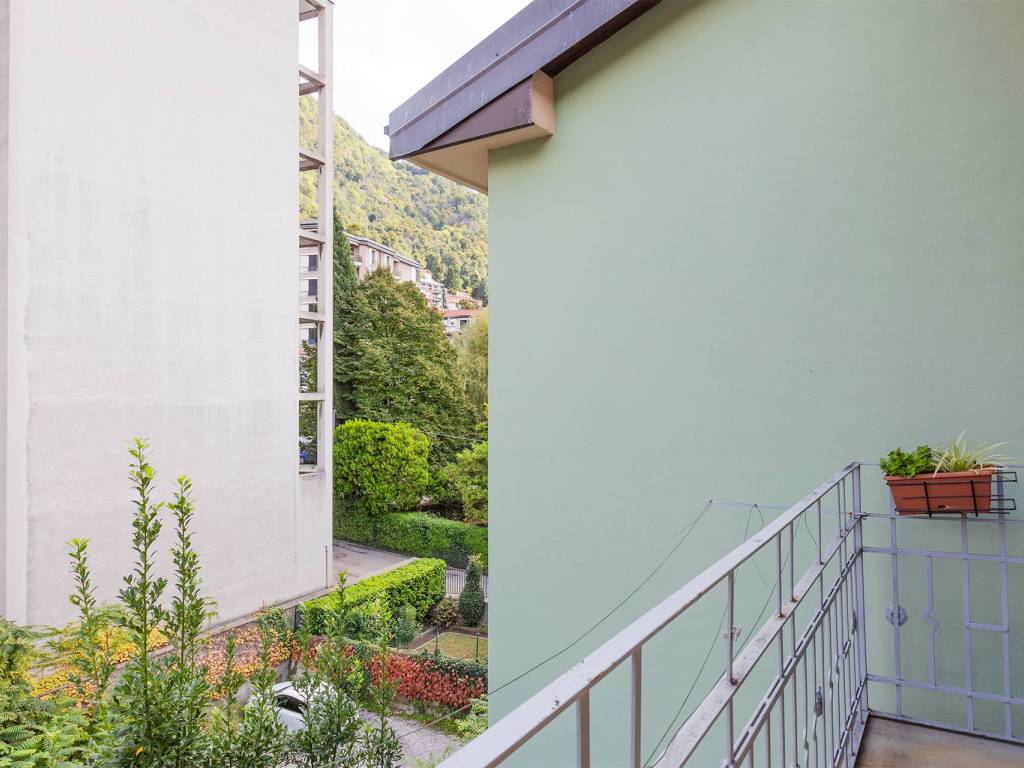 Appartamento a Como in Via Giuseppe Brambilla - Foto 5