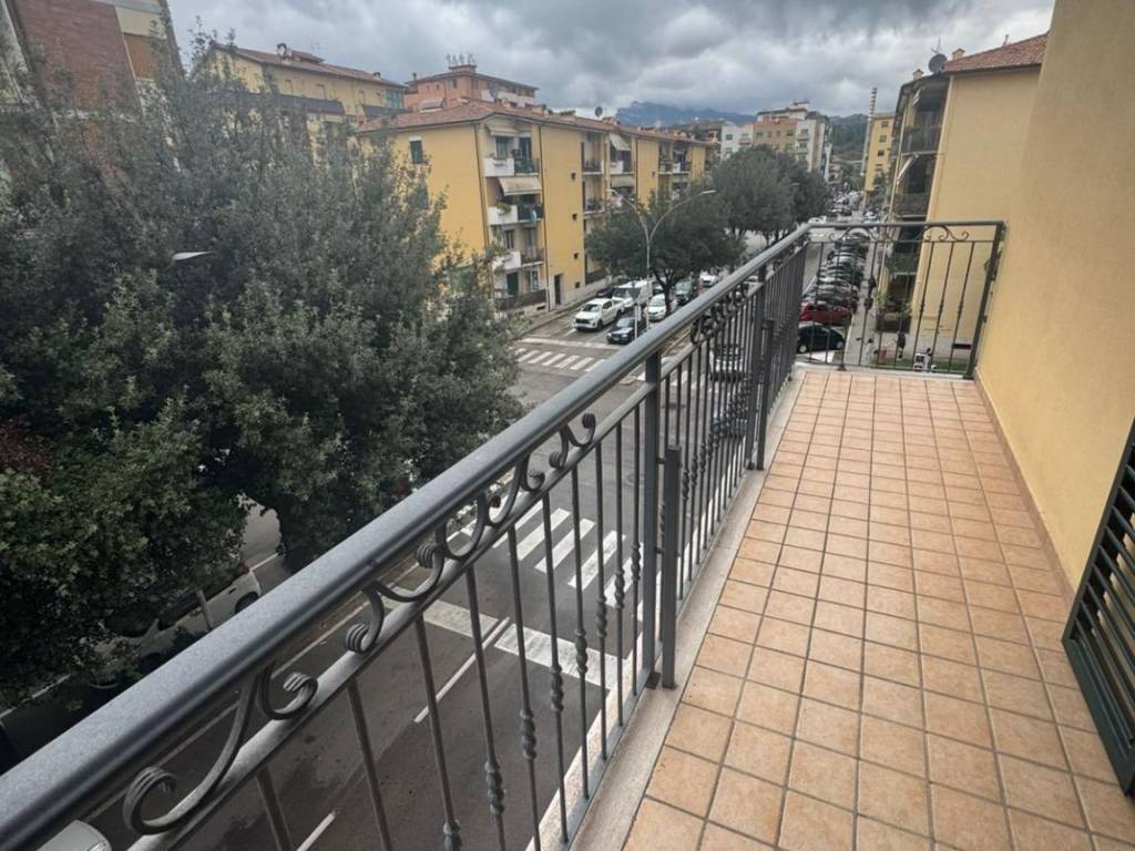Appartamento a Ascoli piceno in Via Urbino - Foto 5