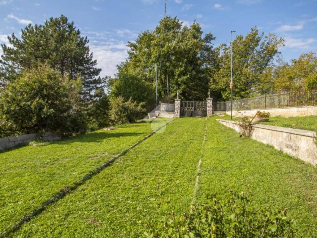 Villa a Longone sabino in Vocabolo Pianuro, 12 - Foto 3