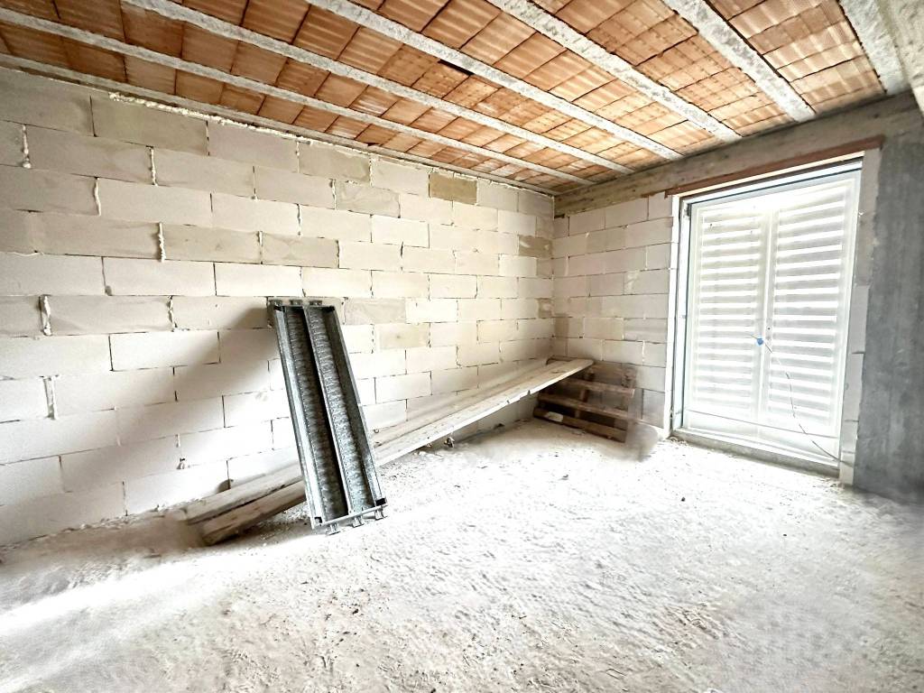 Appartamento a Maddaloni in Via Appia, 169 - Foto 4