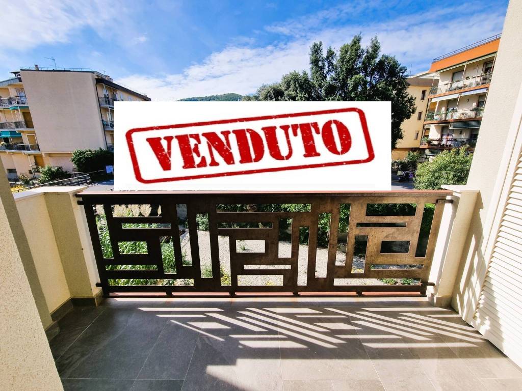 Appartamento a Spotorno in Via Francia - Foto 2
